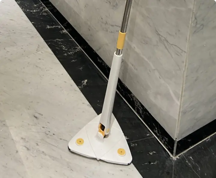 Cleaning tiles with FlexiMop